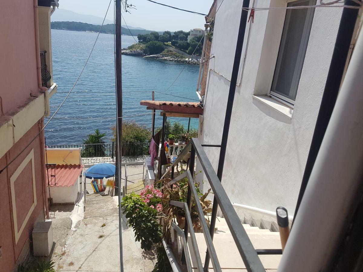 Apartament Bayside House Kassiopi Zewnętrze zdjęcie